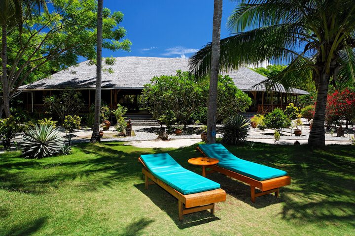 Hotel Pool