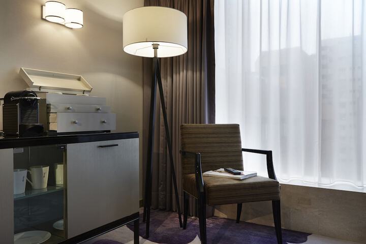 Room 31 of 66