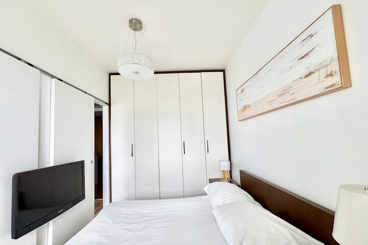 Room 16 of 88