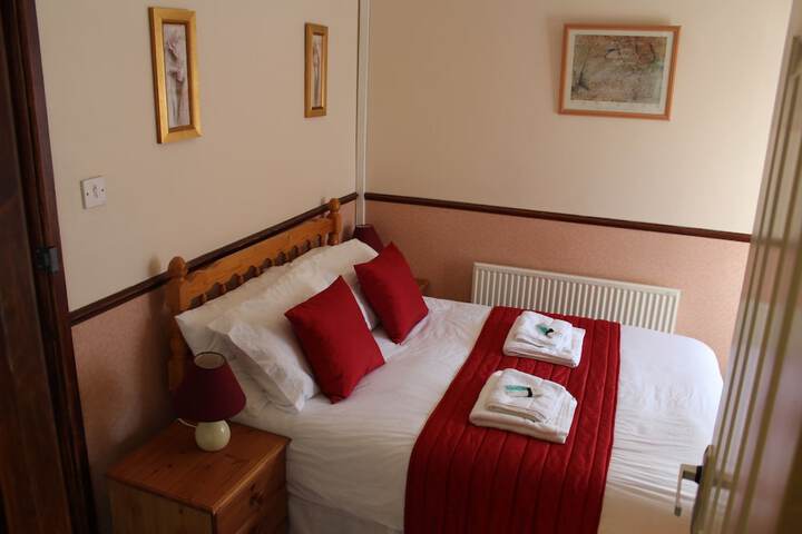 Room 5 of 45