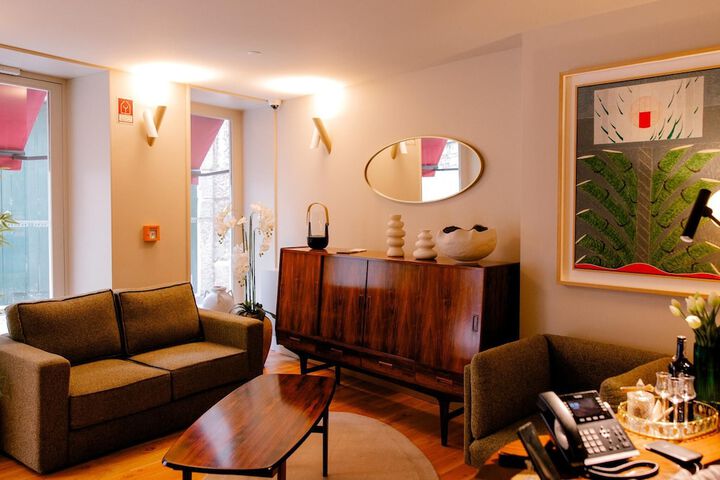 Hotel Interior 2 of 109