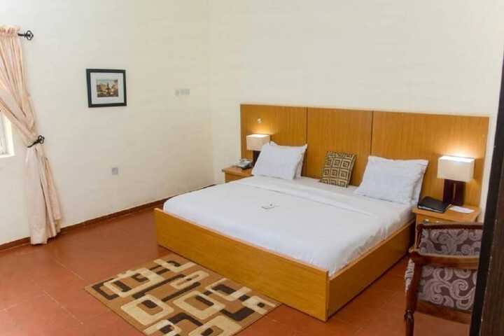 Room 5 of 29