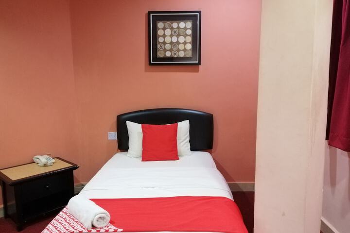 Room 20 of 29