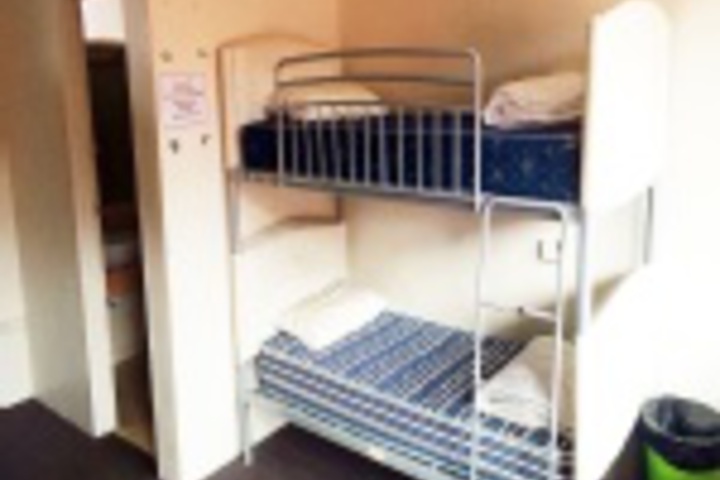 Room 73 of 192