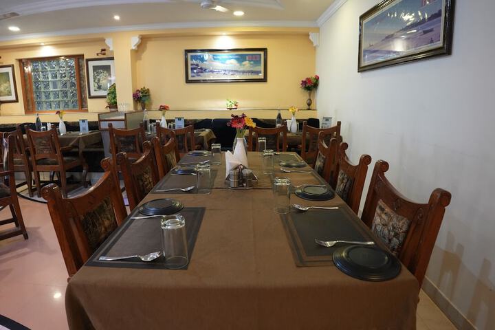 Dining 98 of 132