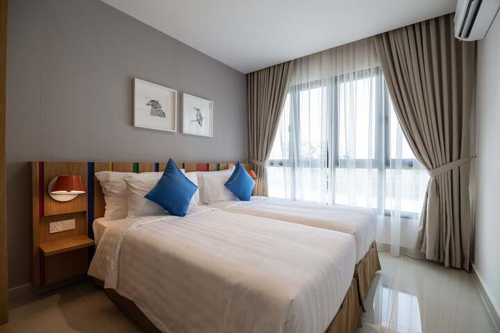 Room 10 of 71