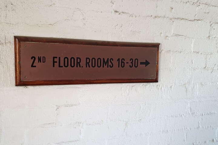 Ballroom/Hall 8 of 19
