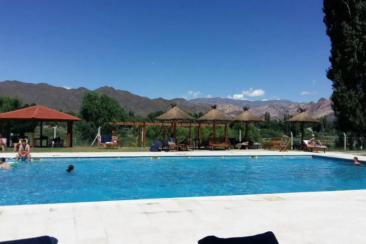 Pool 6 of 9
