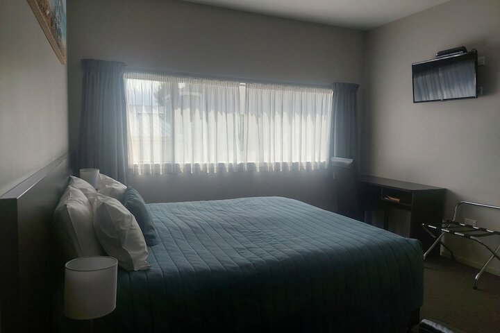Room 19 of 34