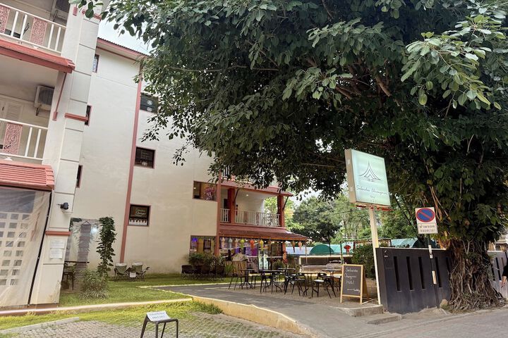Hotel 98 of 115