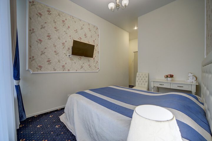 Room 28 of 58