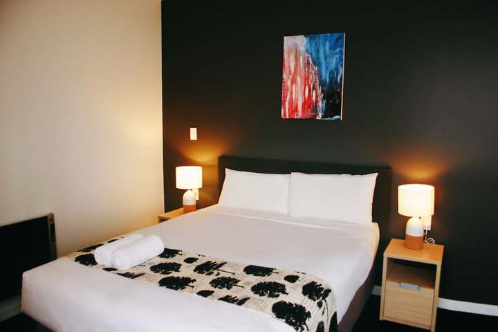Room 11 of 29