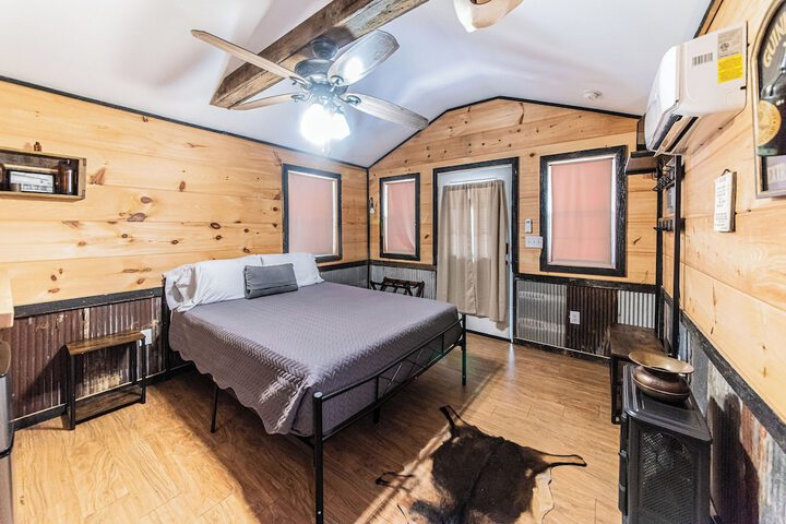 Room 12 of 52