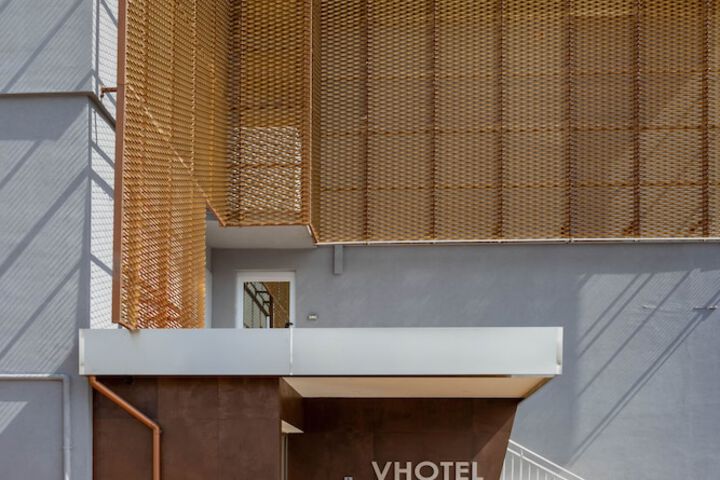 Hotel 44 of 48