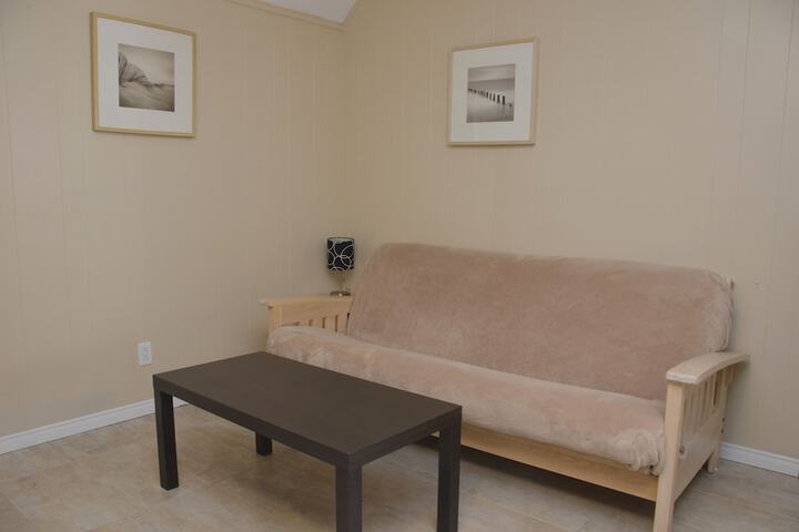 Room 2 of 38