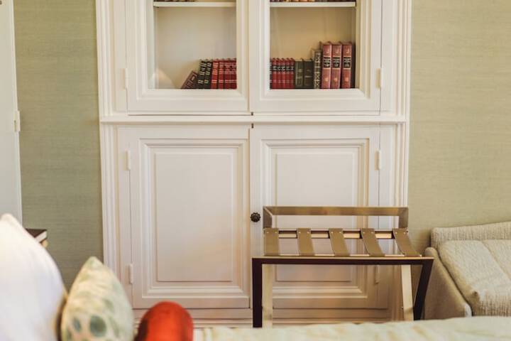Room 18 of 64