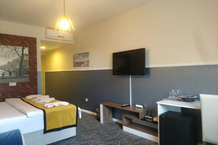 Room 45 of 88
