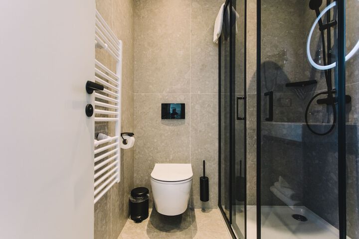 Room 10 of 58
