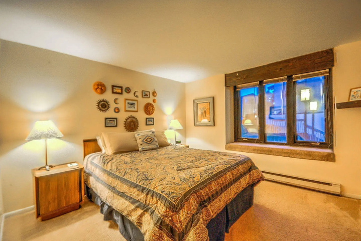 Room 2 of 22