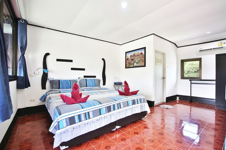 Room 14 of 99