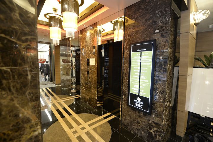 Lobby Photo