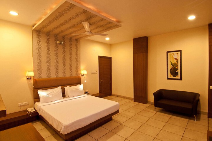 Room 18 of 29