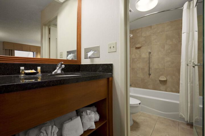 Room 16 of 35