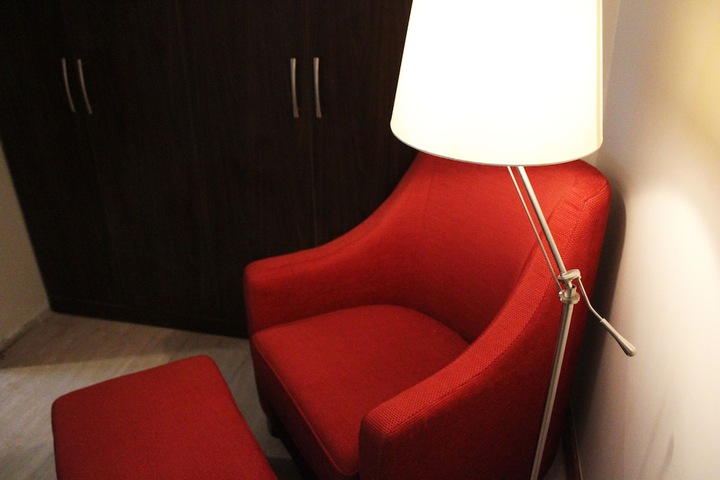 Room 42 of 102