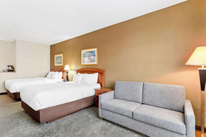 Room 21 of 54