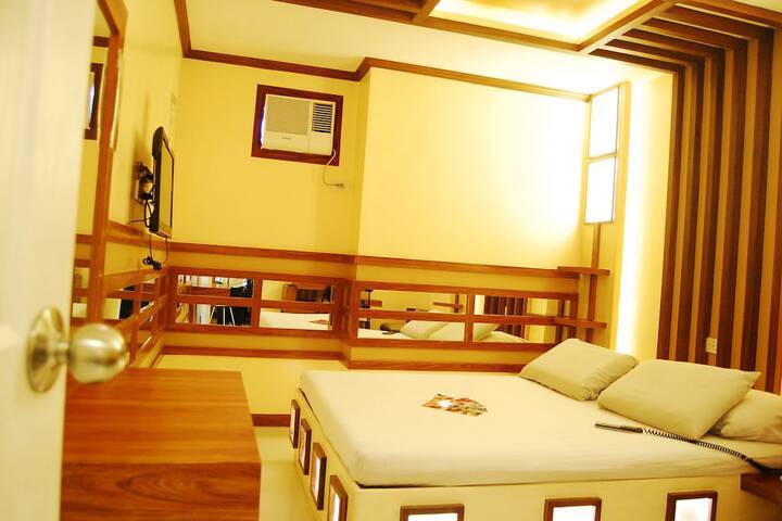 Room 7 of 24