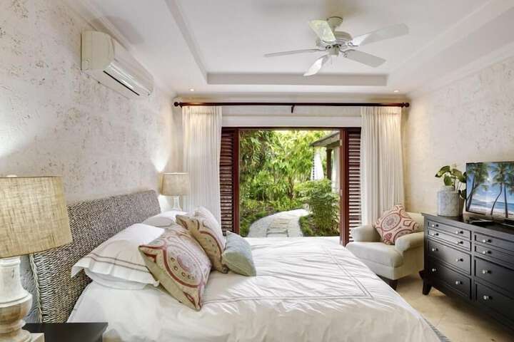 Room 2 of 12