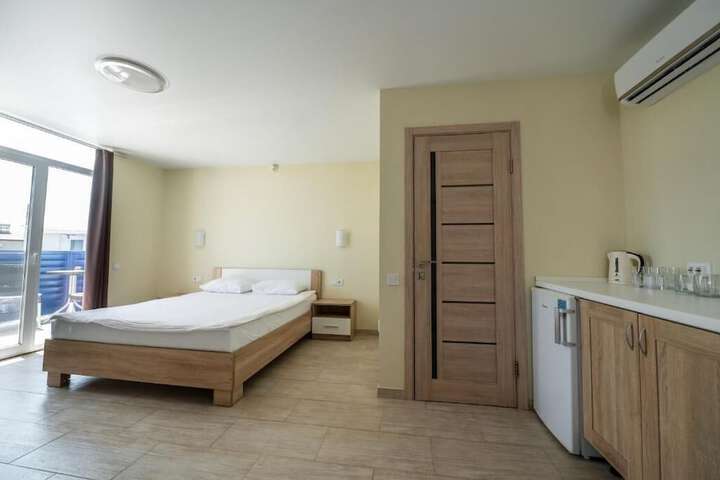 Room 7 of 109