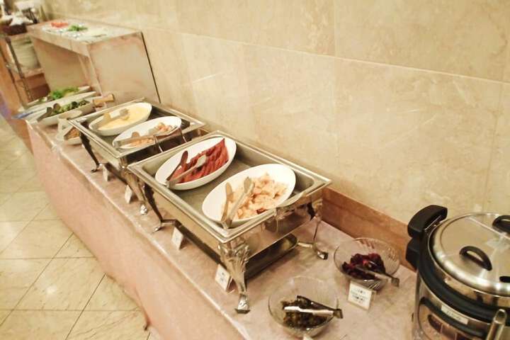 Dining 43 of 65