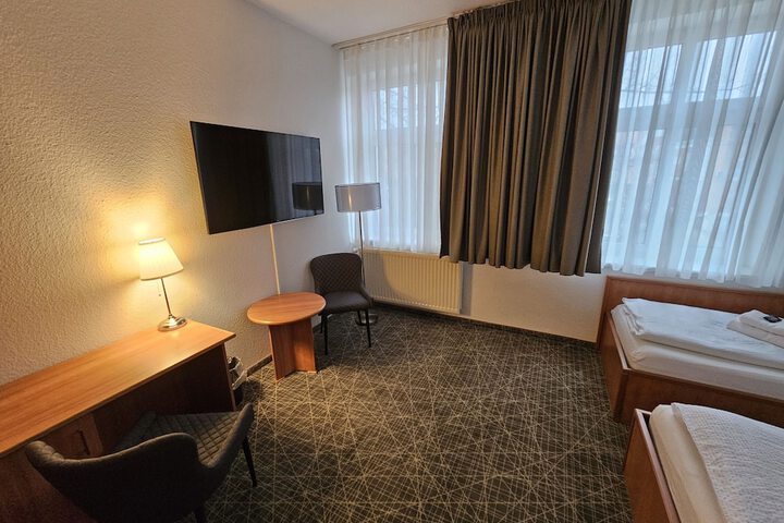 Room 12 of 57