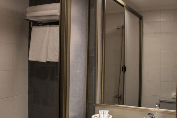 Bathroom Interior Photo