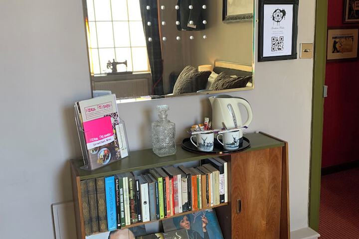 Room 89 of 272