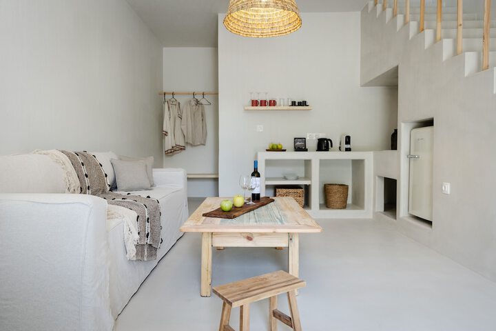 Room 10 of 67