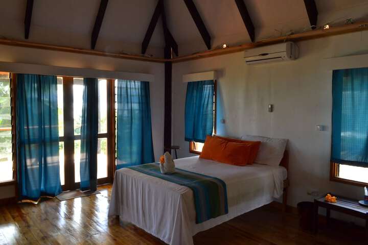 Room 15 of 146
