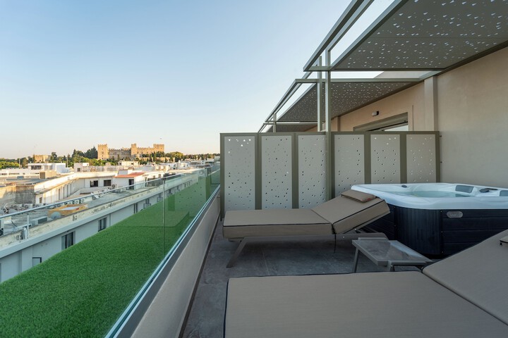 Terrace/Patio 175 of 187