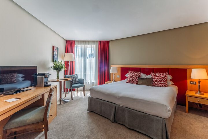 Room 22 of 68