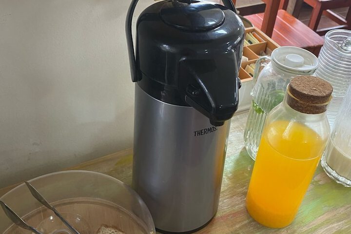 Breakfast/Coffee Service 102 of 136