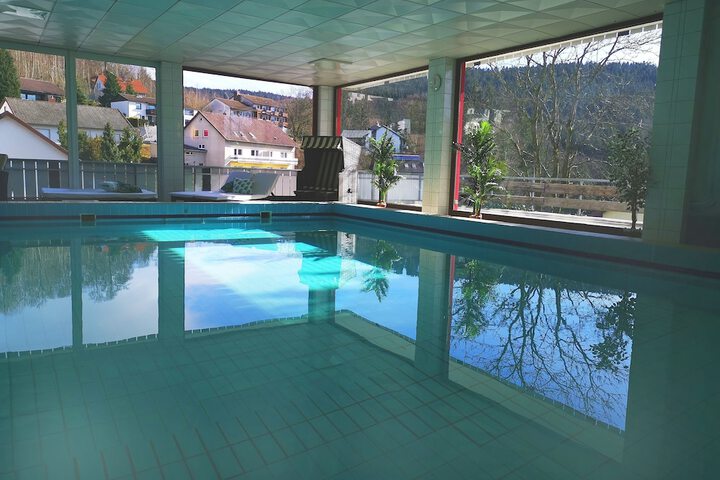 Pool Hotel