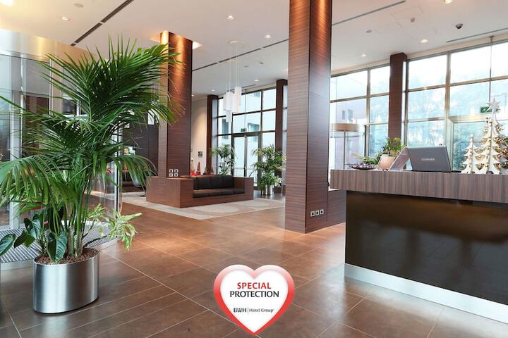 Hotel Lobby