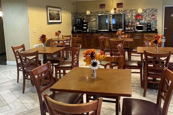 Breakfast area