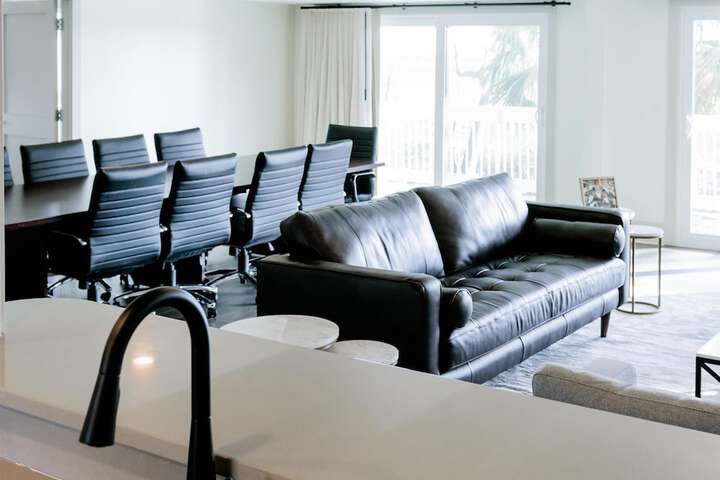 Room 64 of 220