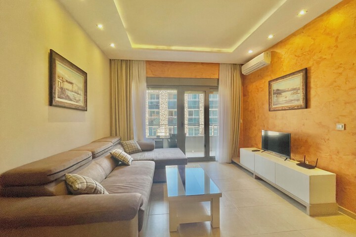 Room 52 of 119