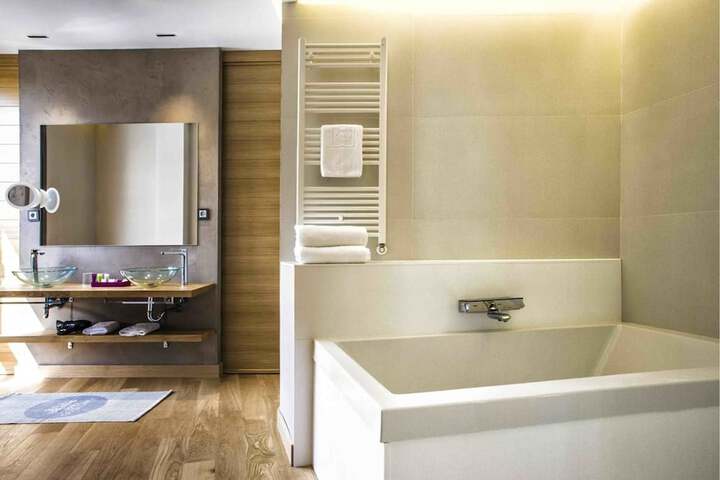 Bathroom Interior Photo