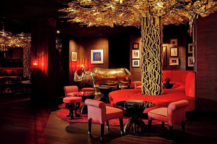Hotel Lobby