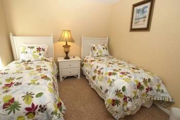 Room 15 of 36