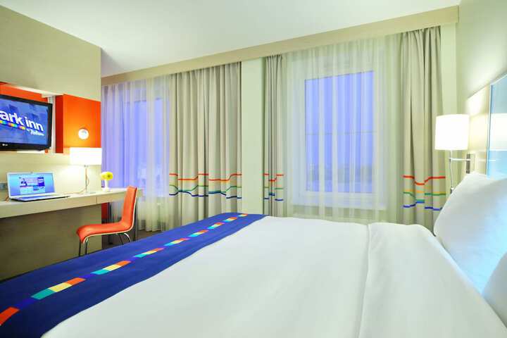 Room 8 of 94